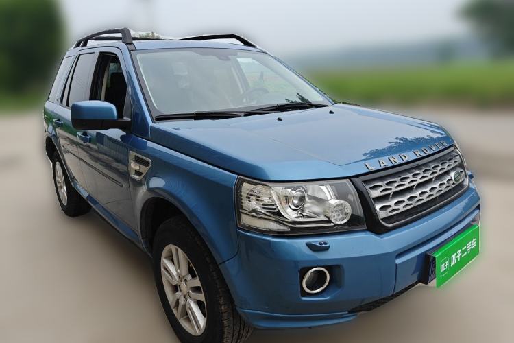 Used Land Rover Freelander 2 2014 2.0T Si4 SE Gasoline Version Front Right 45 Deg