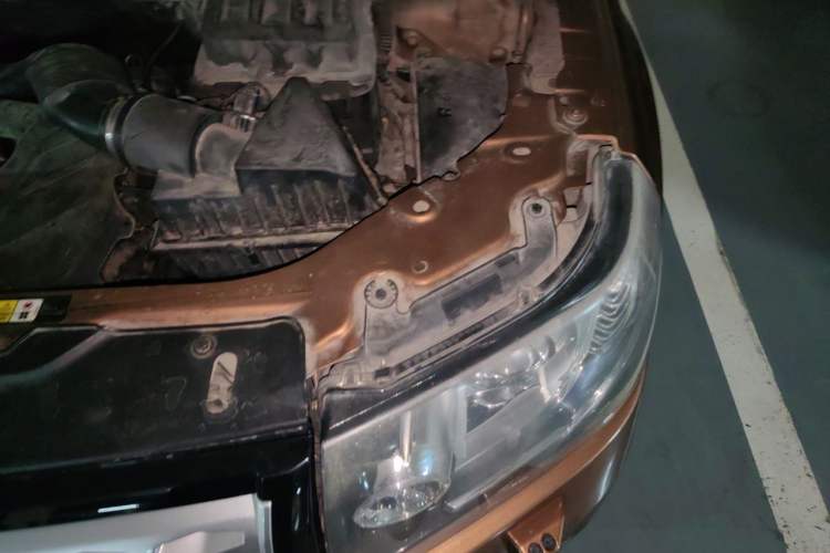 Used Land Rover Freelander 2 2014 2.0T Si4 SE Gasoline Version Engine Bay Left