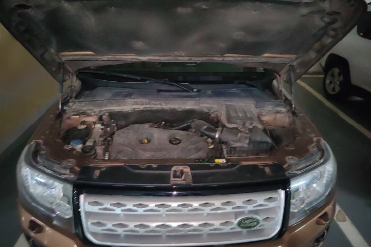 Used Land Rover Freelander 2 2014 2.0T Si4 SE Gasoline Version Engine Bay