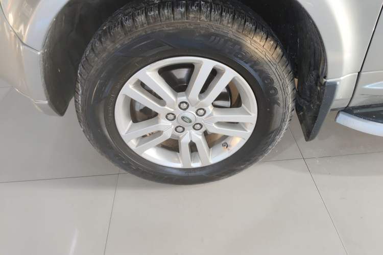Used Land Rover Freelander 2 2014 2.0T Si4 SE Gasoline Version Left Front Wheel Hub