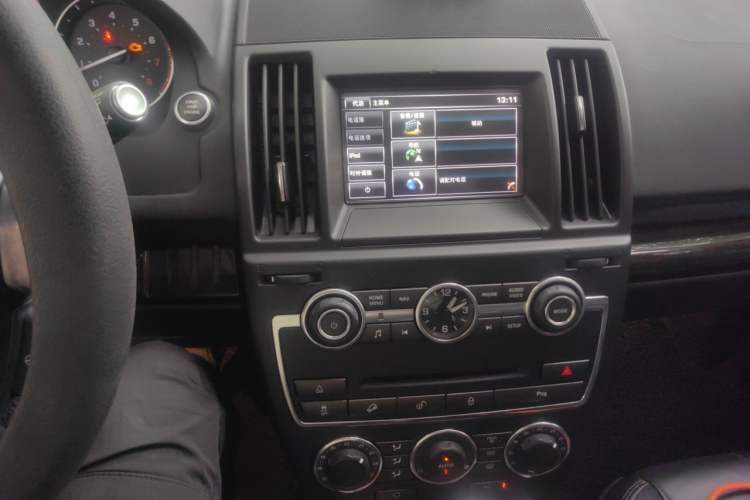 Used Land Rover Freelander 2 2014 2.0T Si4 SE Gasoline Version Audio And AC Panel