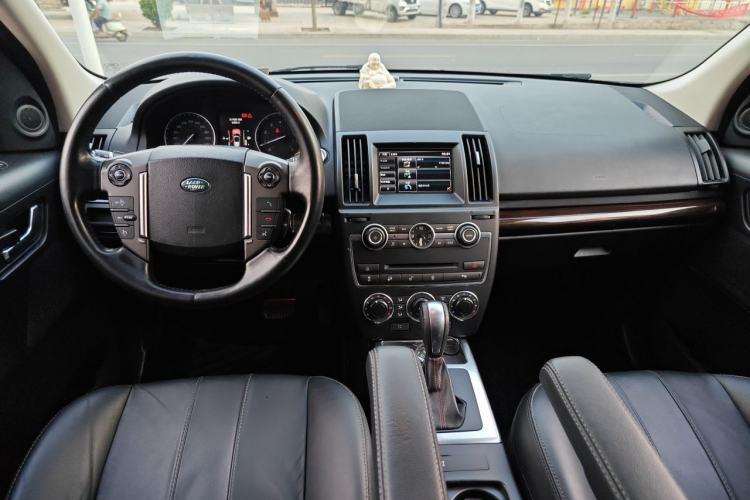 Used Land Rover Freelander 2  Center Console