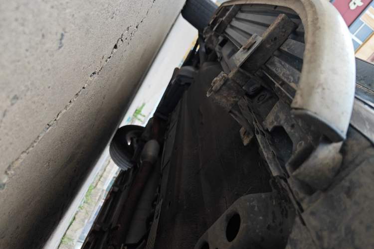 Used Land Rover Freelander 2  Chassis Front Right