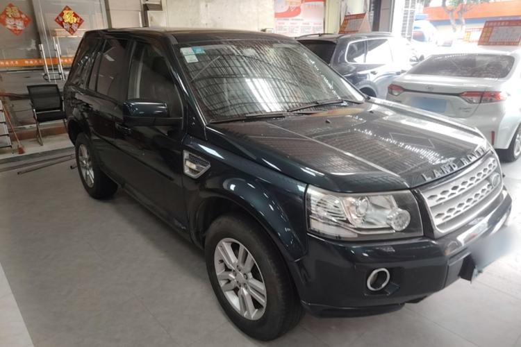 Used Land Rover Freelander 2 2014 2.0T Si4 SE Gasoline Version Front Right 45 Deg