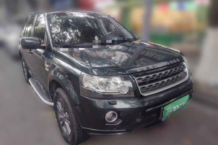 Used Land Rover Freelander 2 2014 2.0T Si4 SE Gasoline Version Front Right 45 Deg