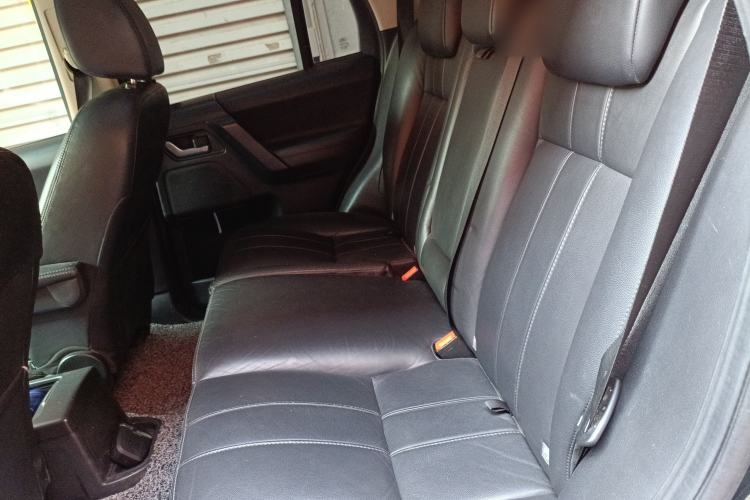 Used Land Rover Freelander 2 2014 2.2T SD4 SE Diesel Edition Interior 4