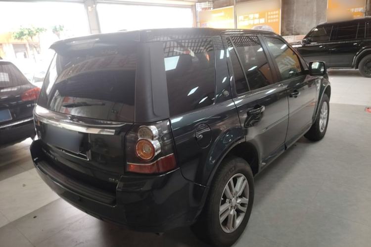 Used Land Rover Freelander 2 2014 2.0T Si4 SE Gasoline Version Rear Right 45 Deg