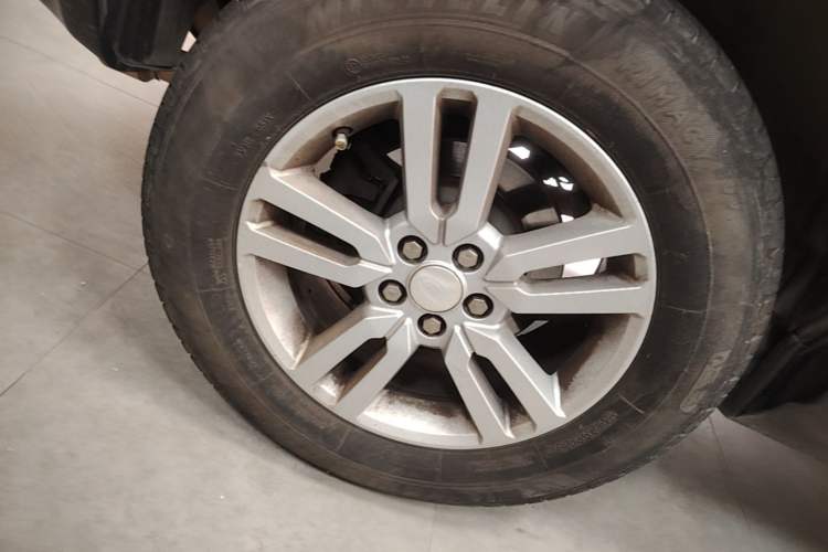 Used Land Rover Freelander 2 2014 2.0T Si4 SE Gasoline Version Right Rear Wheel Hub