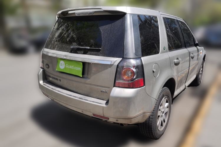 Used Land Rover Freelander 2 2014 2.0T Si4 SE Gasoline Version Rear Right 45 Deg