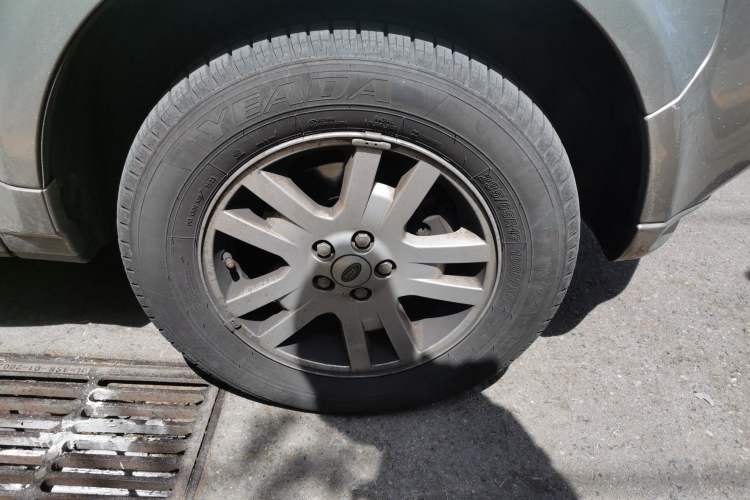 Used Land Rover Freelander 2 2014 2.0T Si4 SE Gasoline Version Right Front Wheel Hub