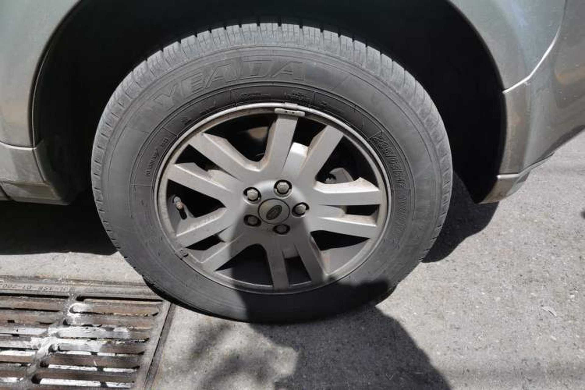 Used Land Rover Freelander 2 2014 2.0T Si4 SE Gasoline Version Right Front Wheel Hub
