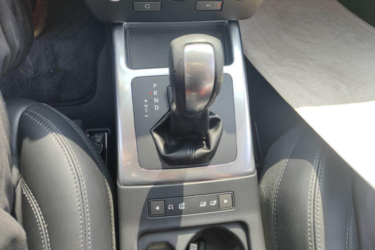 Used Land Rover Freelander 2 2014 2.0T Si4 HSE Gasoline Edition Gear Lever