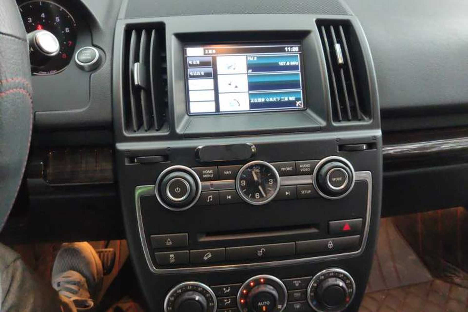 Used Land Rover Freelander 2 2014 2.0T Si4 SE Gasoline Version Audio And AC Panel