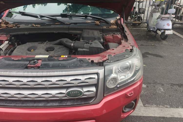 Used Land Rover Freelander 2 2014 2.0T Si4 S Gasoline Version Engine Bay Left