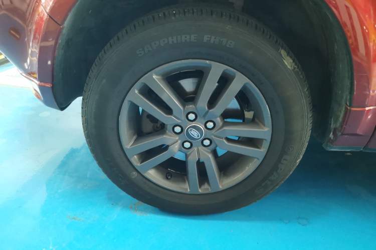 Used Land Rover Freelander 2 2014 2.0T Si4 SE Gasoline Version Left Front Wheel Hub