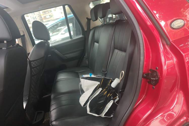 Used Land Rover Freelander 2 2014 2.0T Si4 S Gasoline Version Left Rear Seat