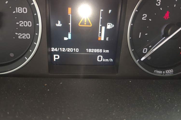 Used Land Rover Freelander 2 2014 2.0T Si4 S Gasoline Version Odometer Close Up