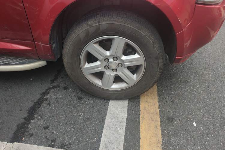 Used Land Rover Freelander 2 2014 2.0T Si4 S Gasoline Version Right Front Wheel Hub