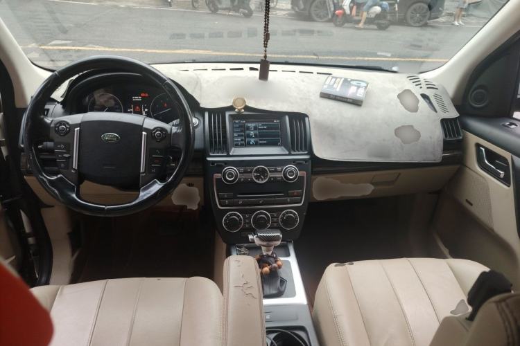 Used Land Rover Freelander 2 2014 2.0T Si4 SE Gasoline Version Center Console