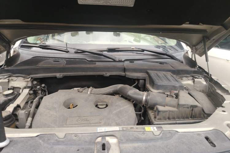 Used Land Rover Freelander 2 2014 2.0T Si4 SE Gasoline Version Engine Bay