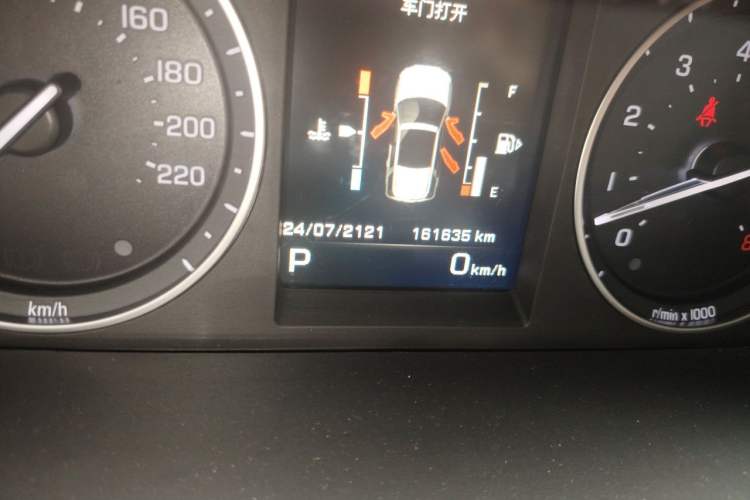 Used Land Rover Freelander 2 2014 2.0T Si4 SE Gasoline Version Odometer Close Up