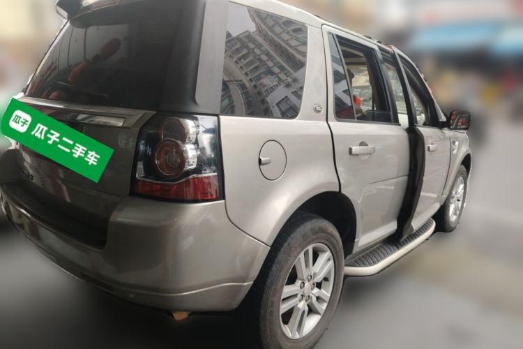 Used Land Rover Freelander 2 2014 2.0T Si4 SE Gasoline Version Rear Right 45 Deg