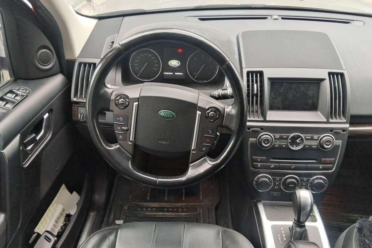Used Land Rover Freelander 2 2014 2.2T SD4 SE Diesel Edition Steering Wheel