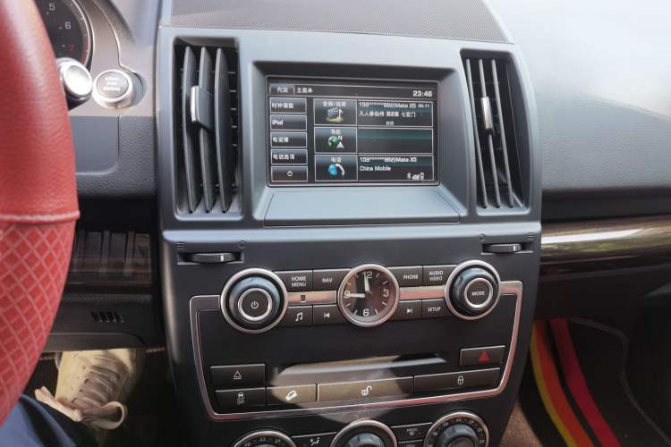 Used Land Rover Freelander 2 2014 2.0T Si4 SE Gasoline Version Audio And AC Panel