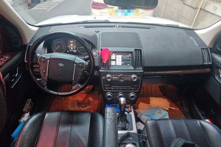 Used Land Rover Freelander 2 2014 2.2T SD4 SE Diesel Edition Center Console