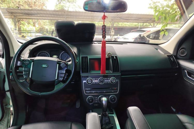 Used Land Rover Freelander 2 2014 2.0T Si4 HSE Gasoline Edition Center Console