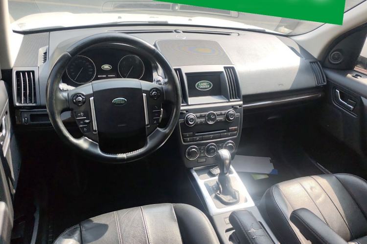 Used Land Rover Freelander 2 2014 2.2T SD4 SE Diesel Edition Center Console