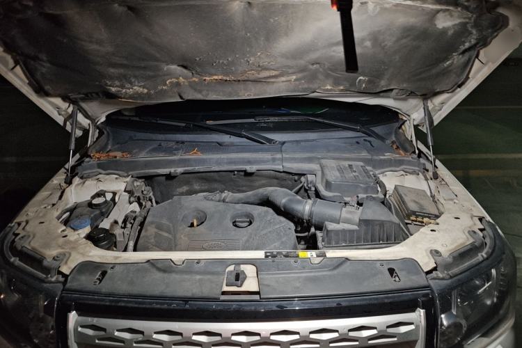 Used Land Rover Freelander 2 2014 2.0T Si4 SE Gasoline Version Engine Bay