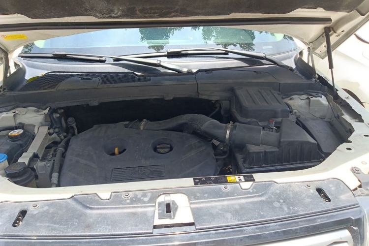 Used Land Rover Freelander 2 2014 2.0T Si4 SE Gasoline Version Engine Bay