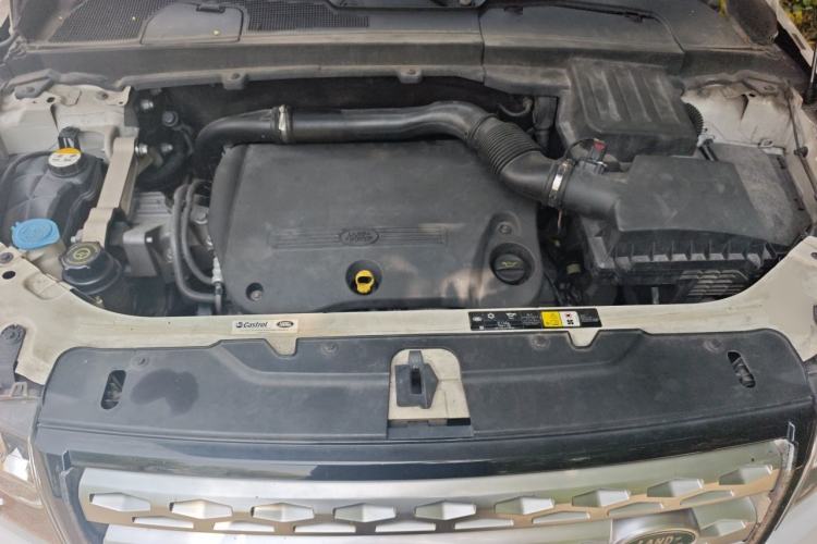 Used Land Rover Freelander 2 2014 2.2T SD4 SE Diesel Edition Engine Bay