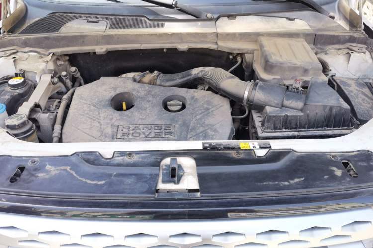 Used Land Rover Freelander 2 2014 2.0T Si4 SE Gasoline Version Engine Bay