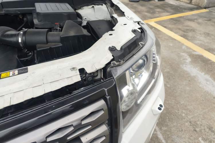 Used Land Rover Freelander 2 2014 2.0T Si4 SE Gasoline Version Engine Bay Left