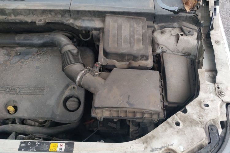 Used Land Rover Freelander 2 2014 2.2T SD4 SE Diesel Edition Engine Bay Left