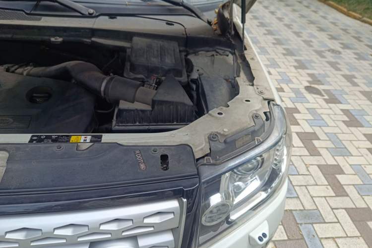 Used Land Rover Freelander 2 2014 2.0T Si4 SE Gasoline Version Engine Bay Left