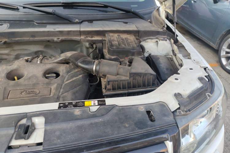 Used Land Rover Freelander 2 2014 2.0T Si4 SE Gasoline Version Engine Bay Left