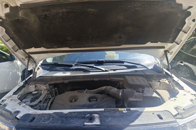 Used Land Rover Freelander 2 2014 2.0T Si4 SE Gasoline Version Engine Bay