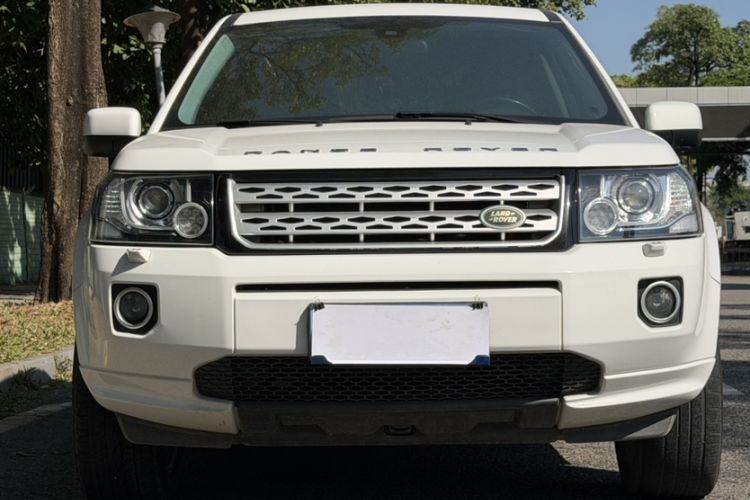 Used Land Rover Freelander 2 2014 2.2T SD4 SE Diesel Edition Exterior 1