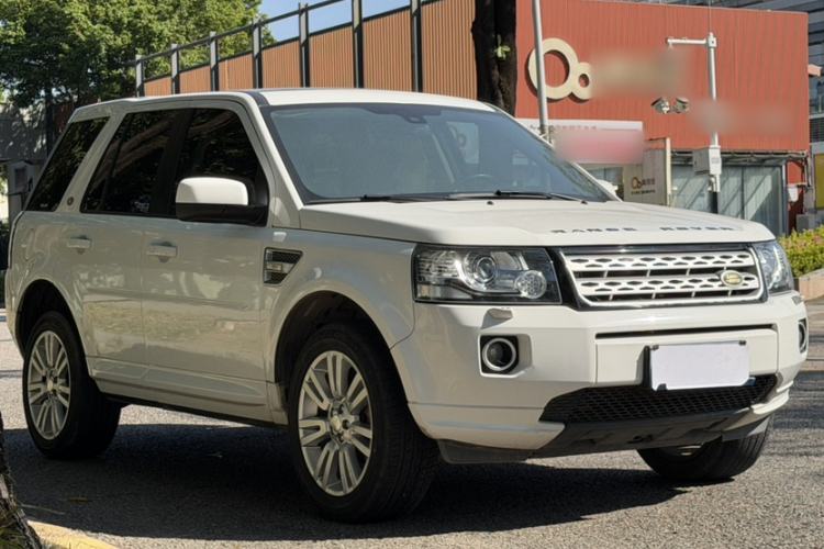 Used Land Rover Freelander 2 2014 2.2T SD4 SE Diesel Edition Exterior 3