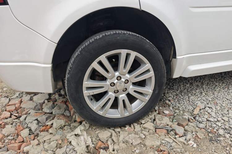 Used Land Rover Freelander 2 2014 2.0T Si4 HSE Gasoline Edition Exterior 5