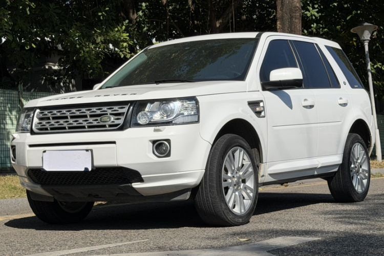 Used Land Rover Freelander 2 2014 2.2T SD4 SE Diesel Edition Exterior 5
