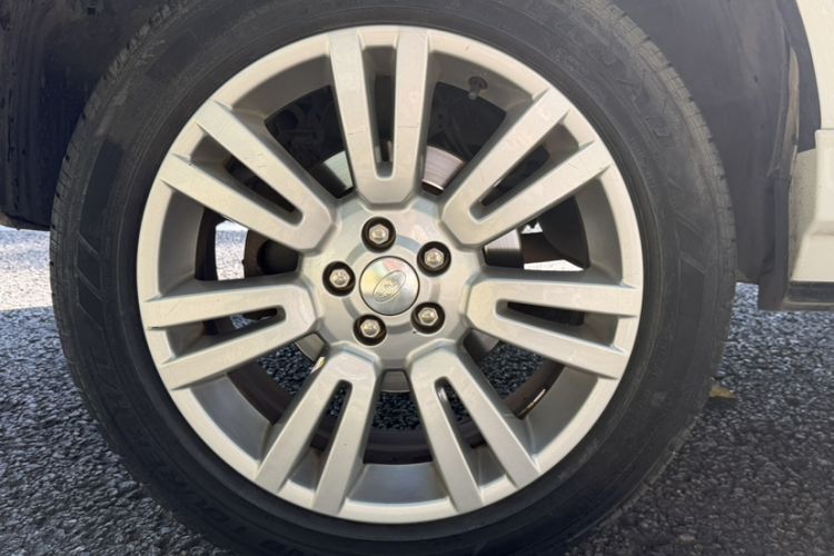 Used Land Rover Freelander 2 2014 2.2T SD4 SE Diesel Edition Exterior 8
