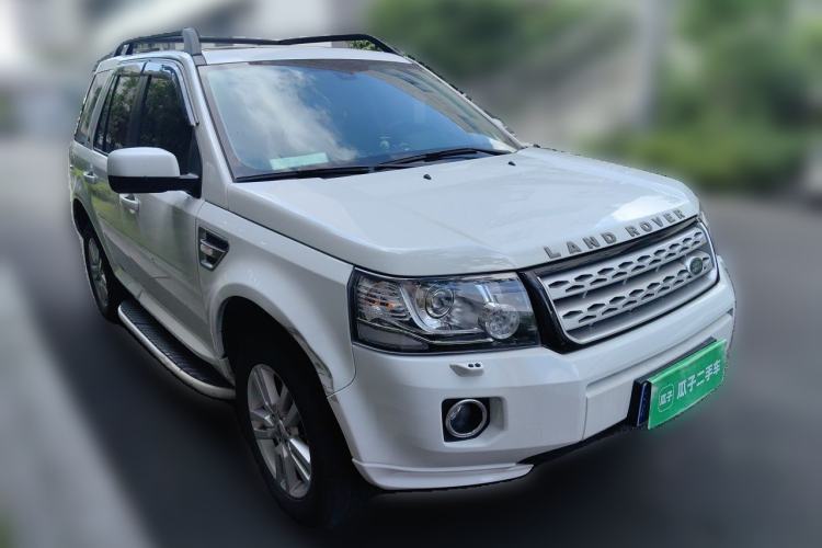 Used Land Rover Freelander 2 2014 2.0T Si4 SE Gasoline Version Front Right 45 Deg