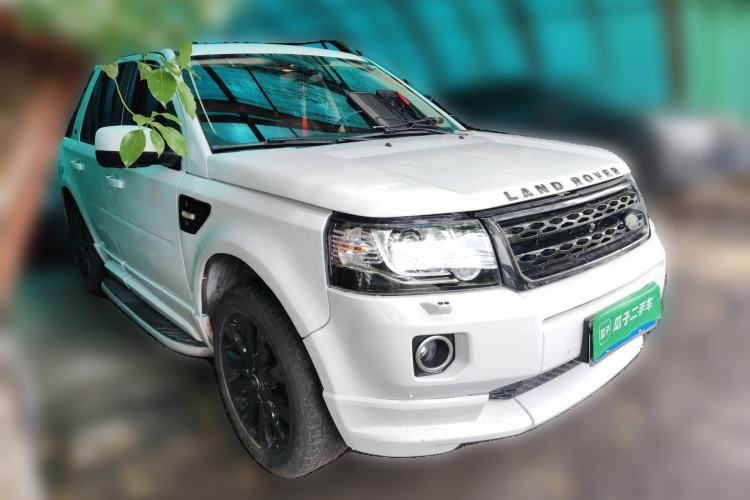 Used Land Rover Freelander 2 2014 2.0T Si4 HSE Gasoline Edition Front Right 45 Deg