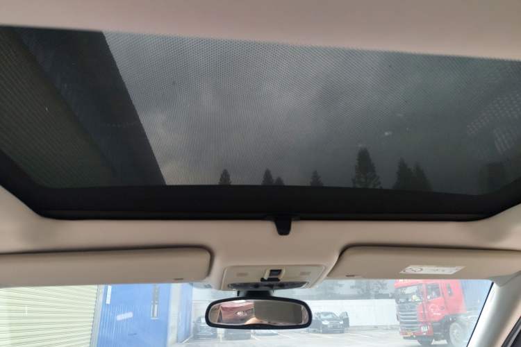Used Land Rover Freelander 2 2014 2.0T Si4 SE Gasoline Version Headliner