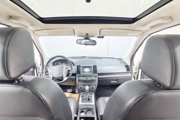 Used Land Rover Freelander 2 2014 2.0T Si4 S Gasoline Version Interior 9