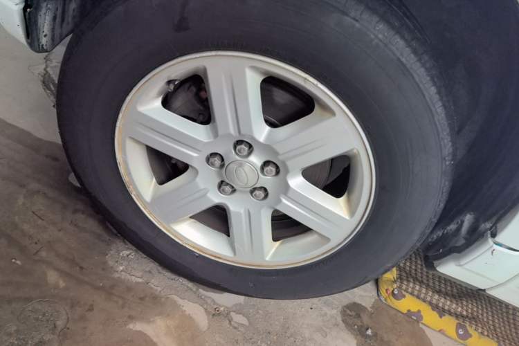Used Land Rover Freelander 2 2014 2.0T Si4 S Gasoline Version Left Front Wheel Hub